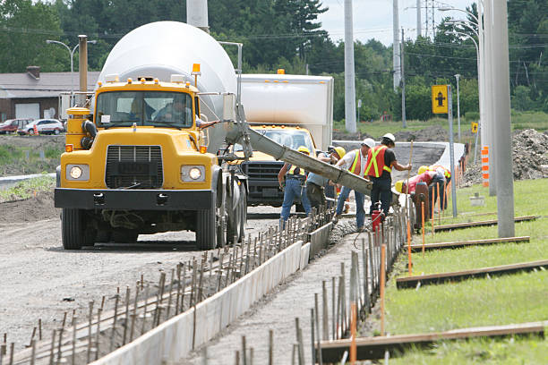 Best Local Concrete Companies  in Warrensburg, IL